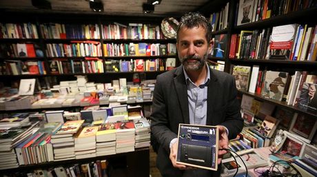 Tickets con narraciones de Cortázar y Borges incentivan el gusto por la lectura