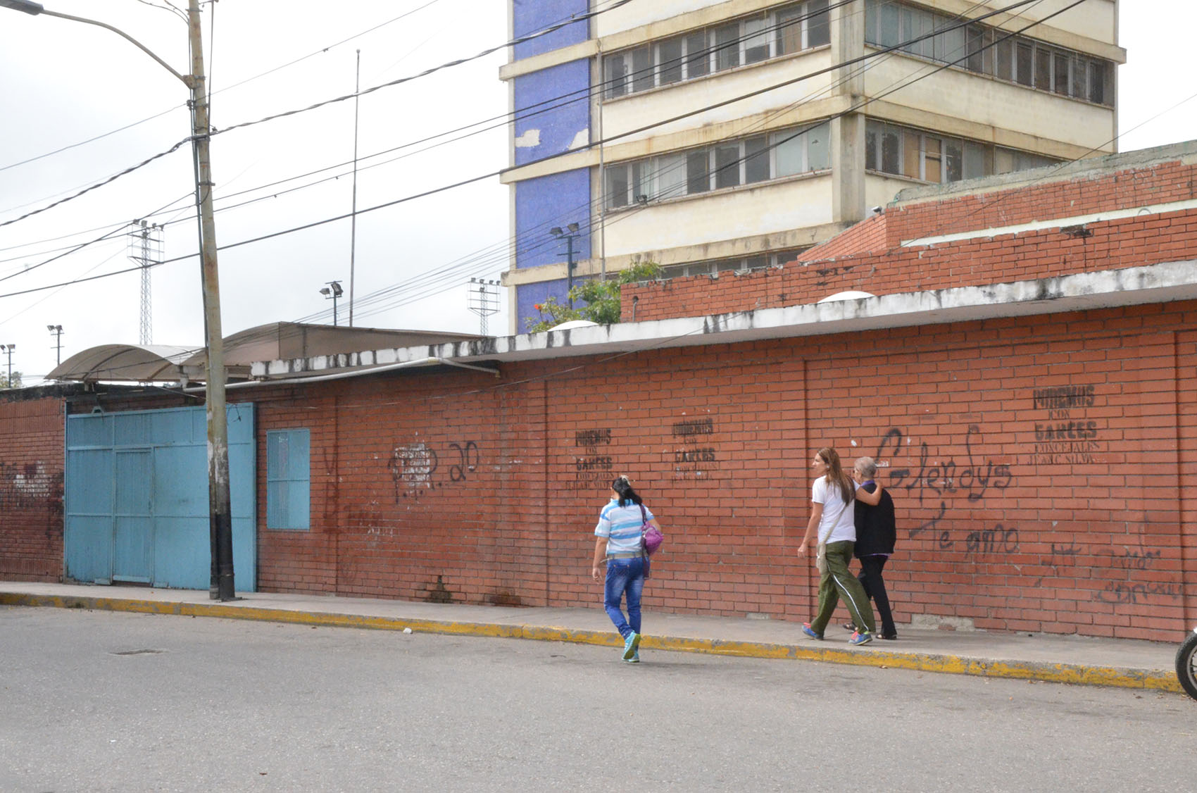 Hoy saldrán a la calle trabajadores de la Uptamca