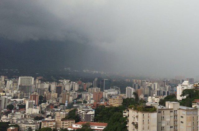 Fuertes lluvias en el país anuncian Cordonazo de San Francisco (+Fotos y Video)