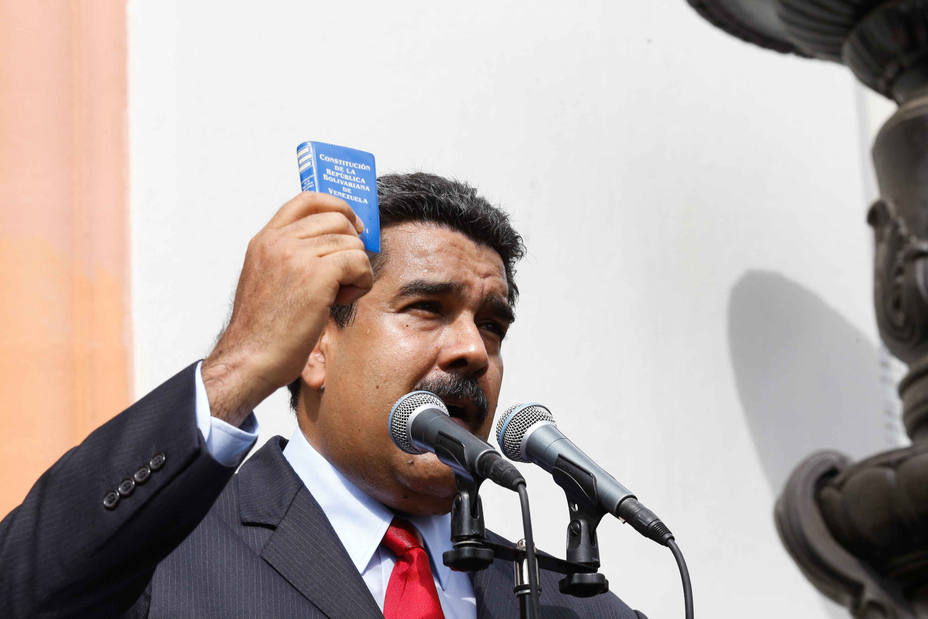 Maduro pide acatar las leyes para  propiciar el diálogo