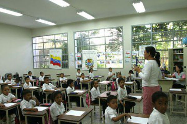 Planteles educativos de los Altos Mirandinos promueven el intercambio cultural y deportivo