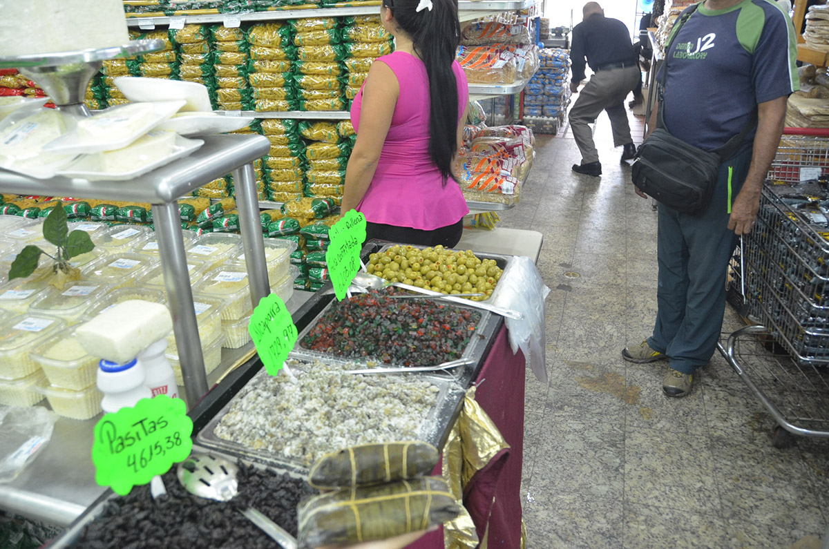 Comienzan a vender platos navideños