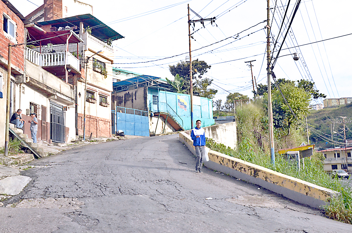 Duran hasta 15 días sin agua