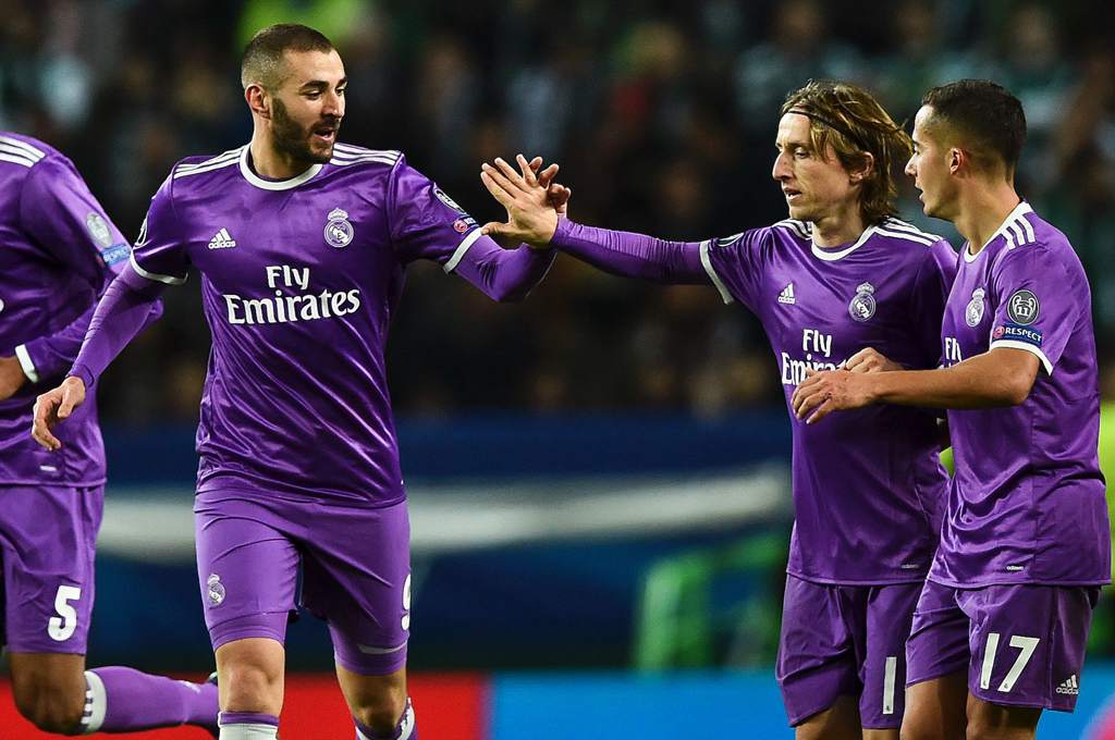 Benzema superó a Puskas en la lista de goleadores del Real Madrid en Champions