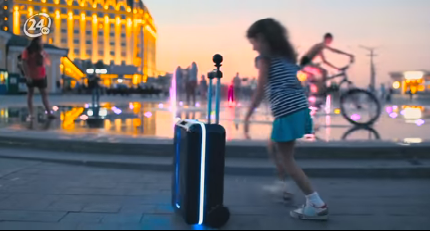 Conoce la maleta inteligente autónoma que facilitará tus viajes