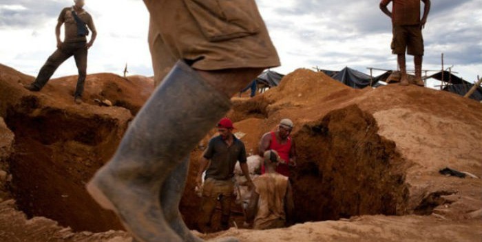 Indígenas mataron a seis “garimpeiros” en la frontera Venezuela-Brasil