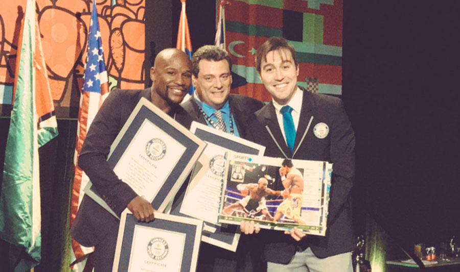 El Libro de los Récords Guinness homenajeó a Floyd Mayweather Jr.
