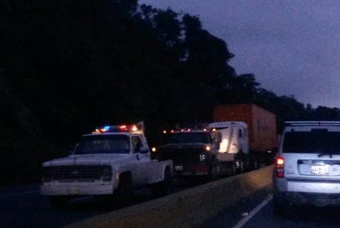 Fallece gandolero tras volcarse su vehículo