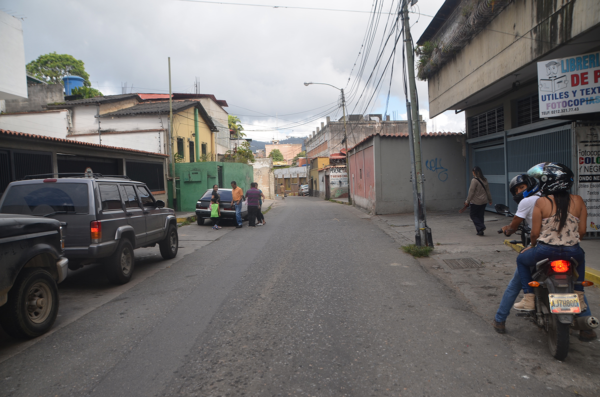 Calle Roscio azotada por el hampa