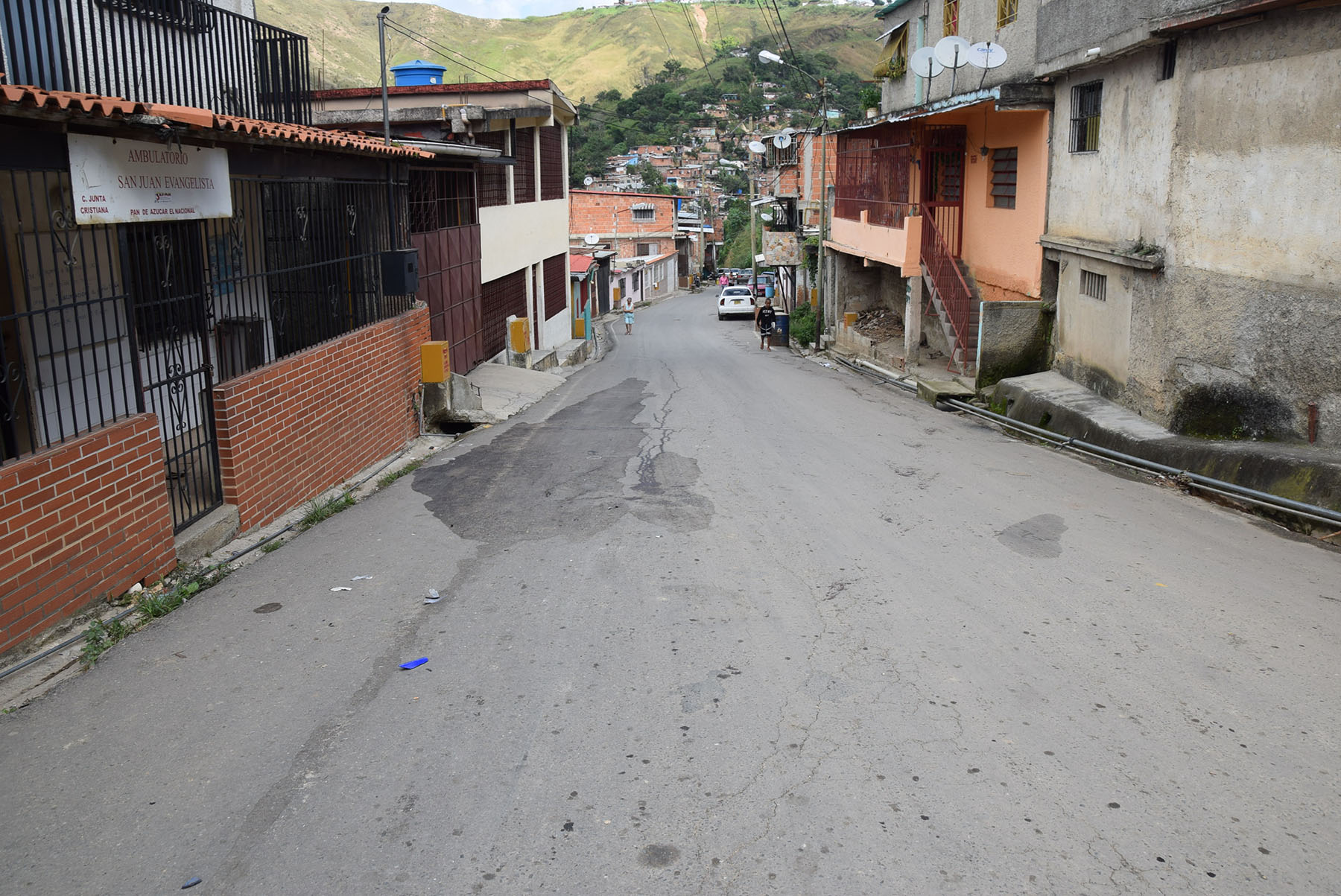 Acribillan a hombre frente ambulatorio en El Nacional