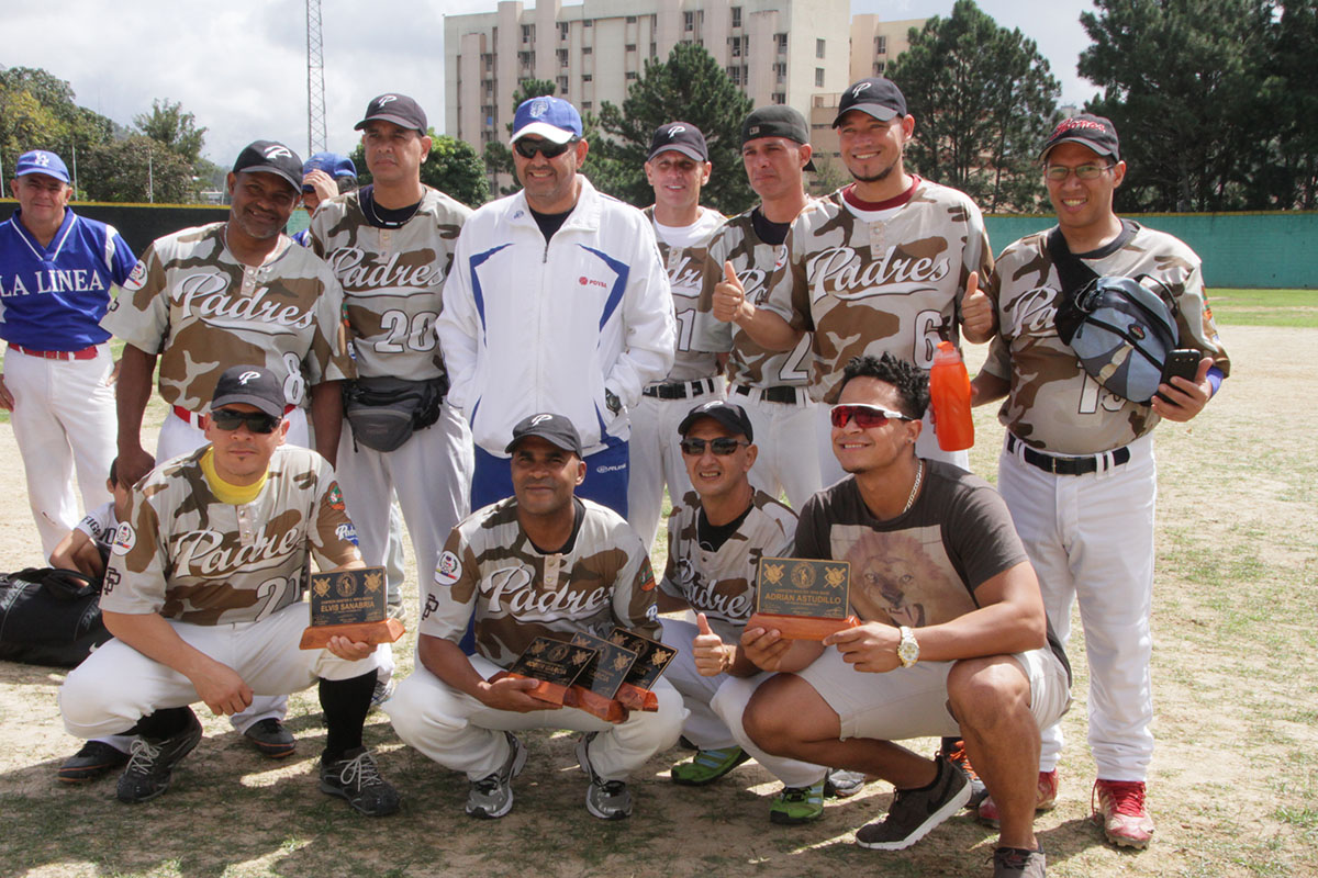 Beisbol Veteranos de Guaicaipuro entregó premiación