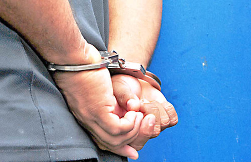 Detenido por darle  una paliza a su pareja