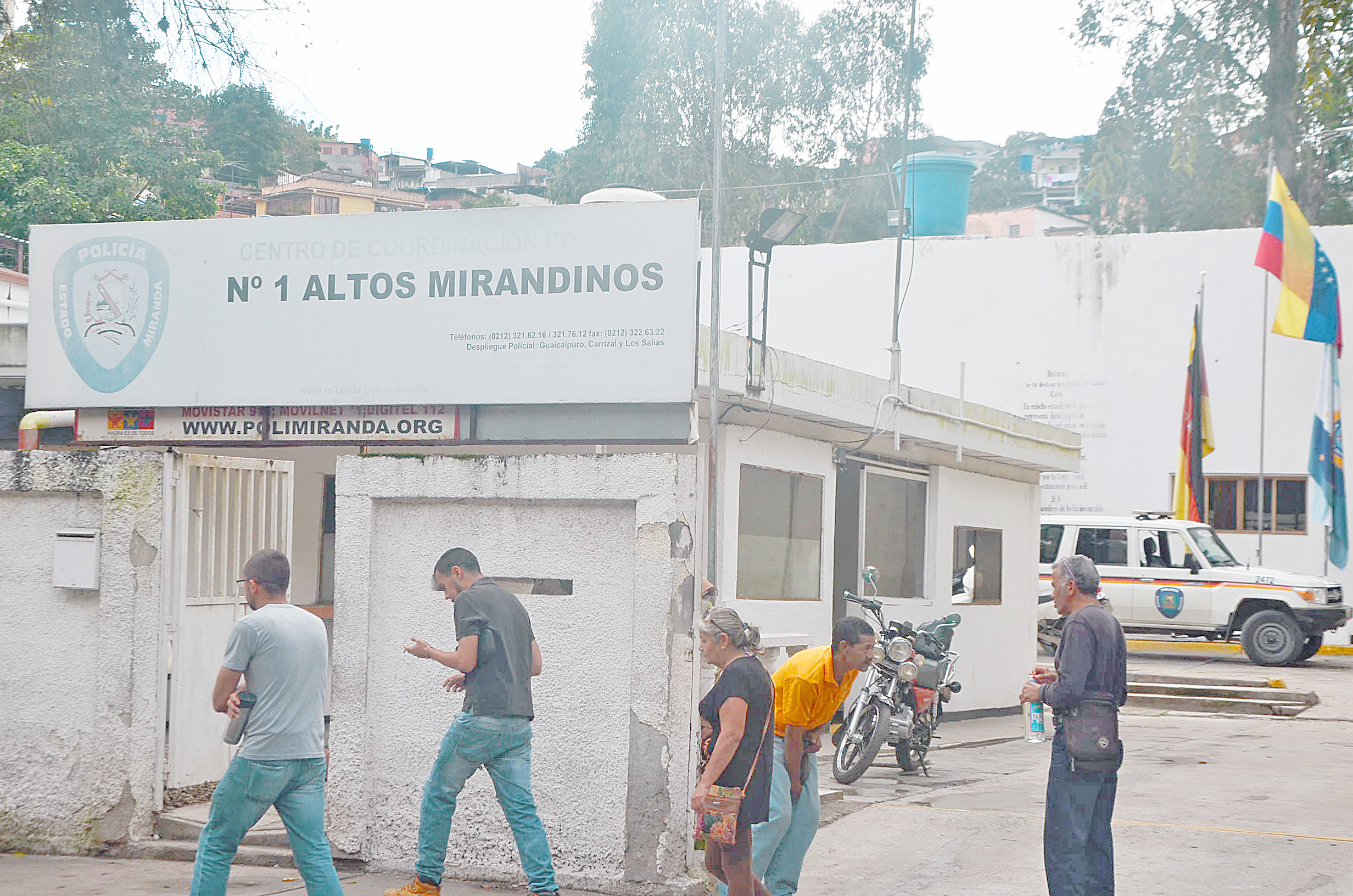 Capturan a dos choros que iban a robar un autobús