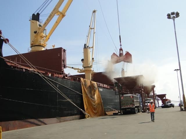 Arribó al Puerto de Maracaibo cargamento de trigo y soya