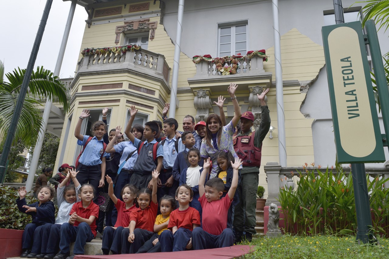 104 estudiantes participan en concurso de pesebres