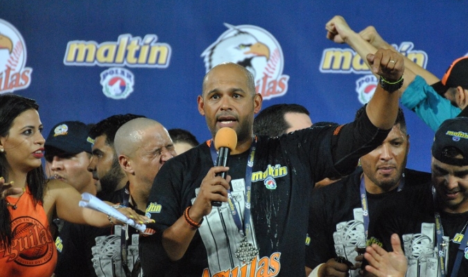 Lipso Nava entró en la historia del beisbol venezolano
