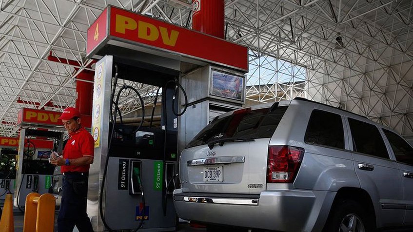 Ejecutivo anuncia venta de gasolina en moneda extranjera en Apure