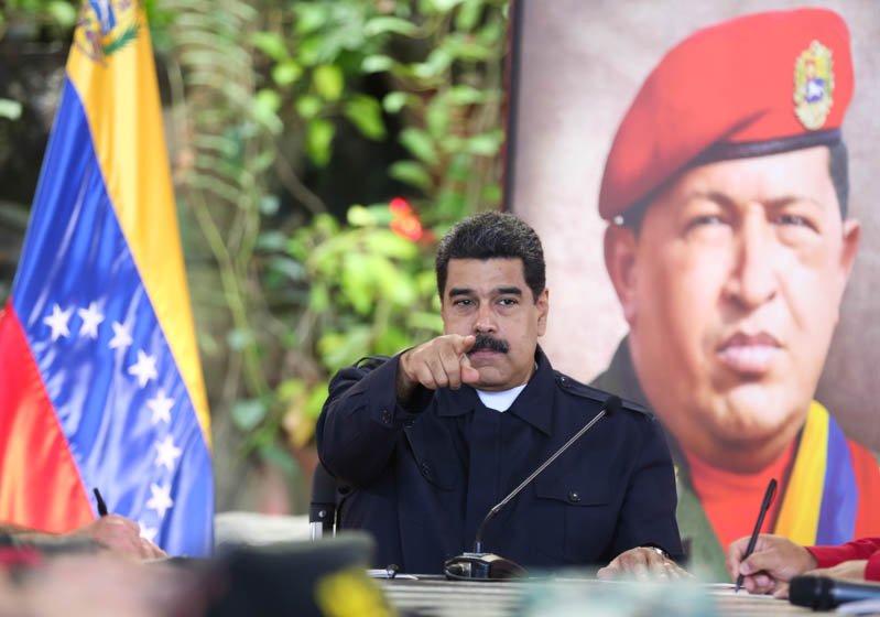 Maduro instala el Comando Nacional Antigolpe antes de partir a Nicaragua