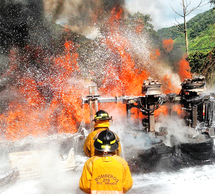 Choque e incendio en la ARC