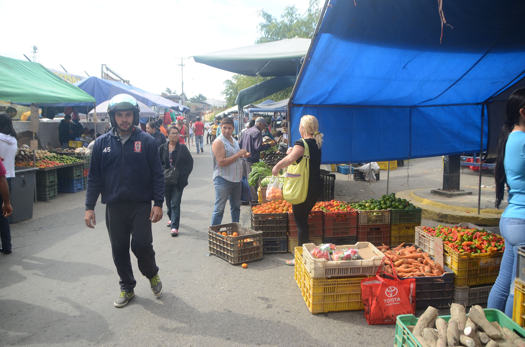 Mercadito de Carrizal  ofrece buenos precios