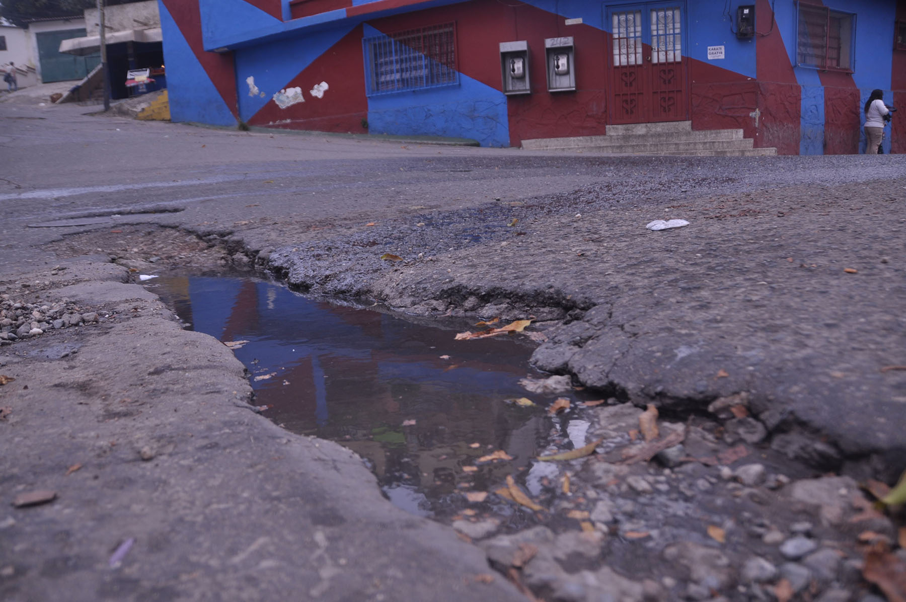 No cabe un hueco más en la calle Vargas