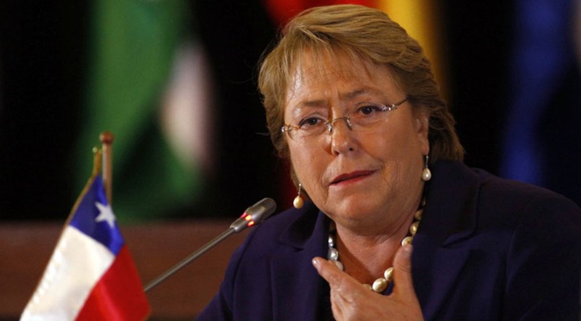 Bachelet recibe bases ciudadanas para elaborar nueva Constitución