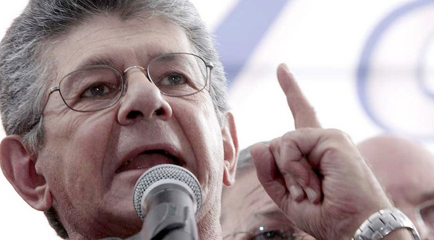 Allup: Oposición no apuesta a una salida violenta