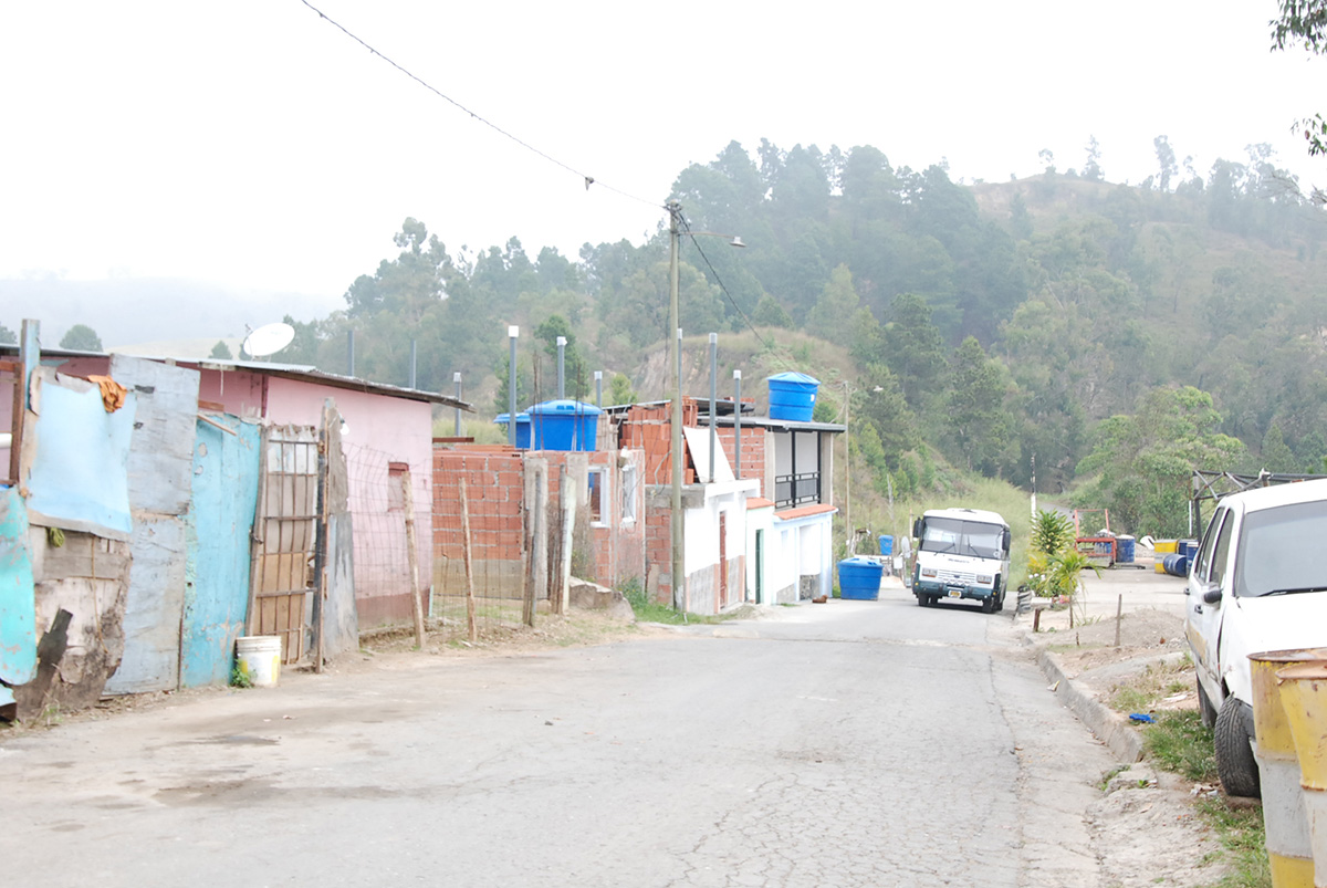 En Nuevo Bosque pasan roncha por el agua