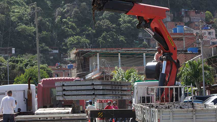 Este domingo puede estar listo puente provisional hacia Macuto