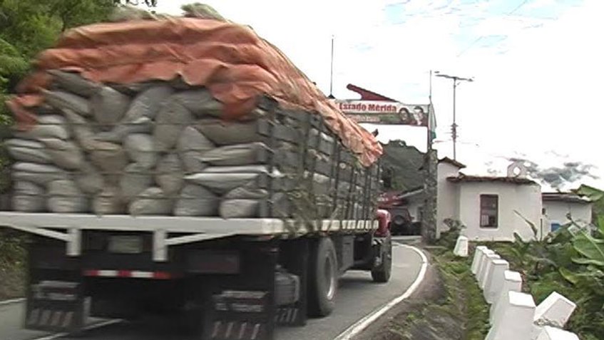 Prohíben circulación de gandolas de carga pesada por el páramo de Mérida