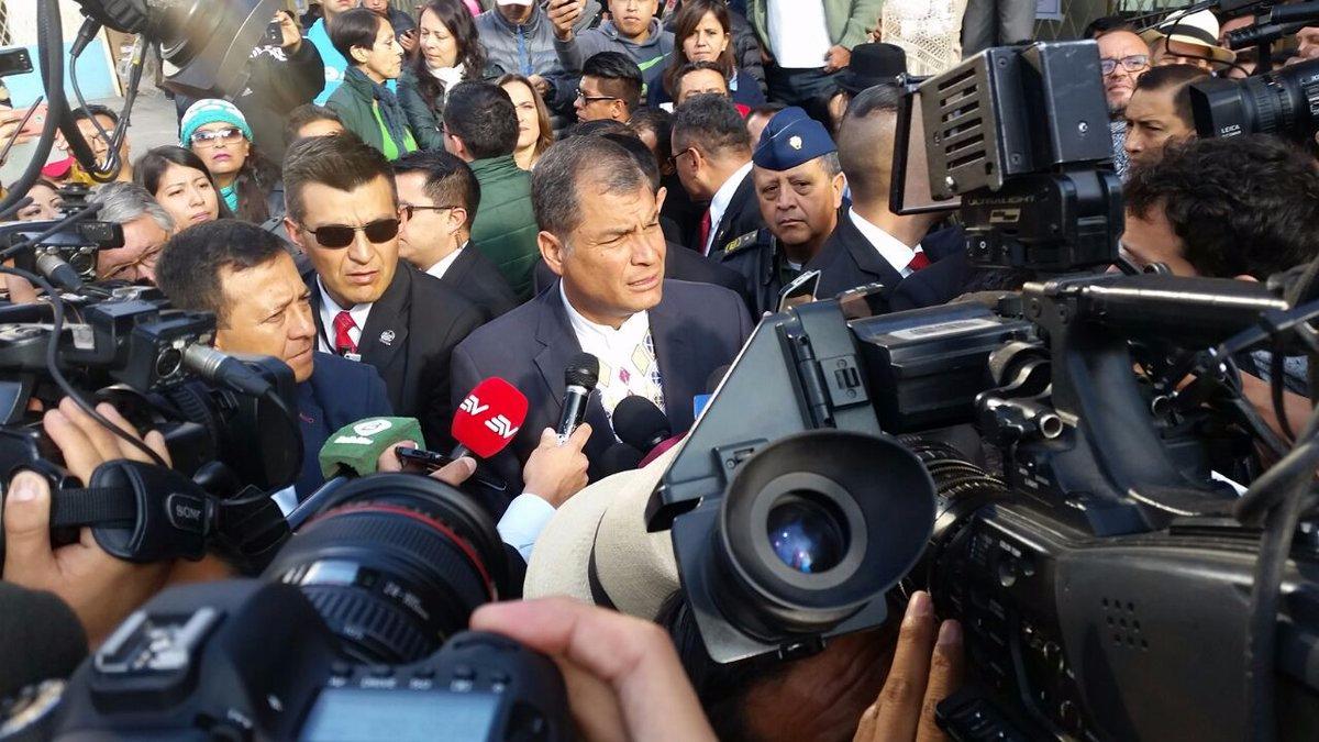 Rafael Correa: El destino de la patria está en sus manos