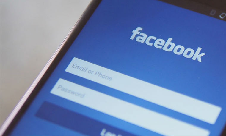 Facebook refuerza su política contra la discriminación racial