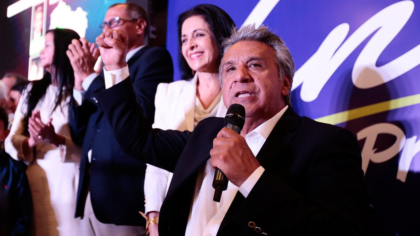 Lenín Moreno lidera elección presidencial de Ecuador, según primeros resultados