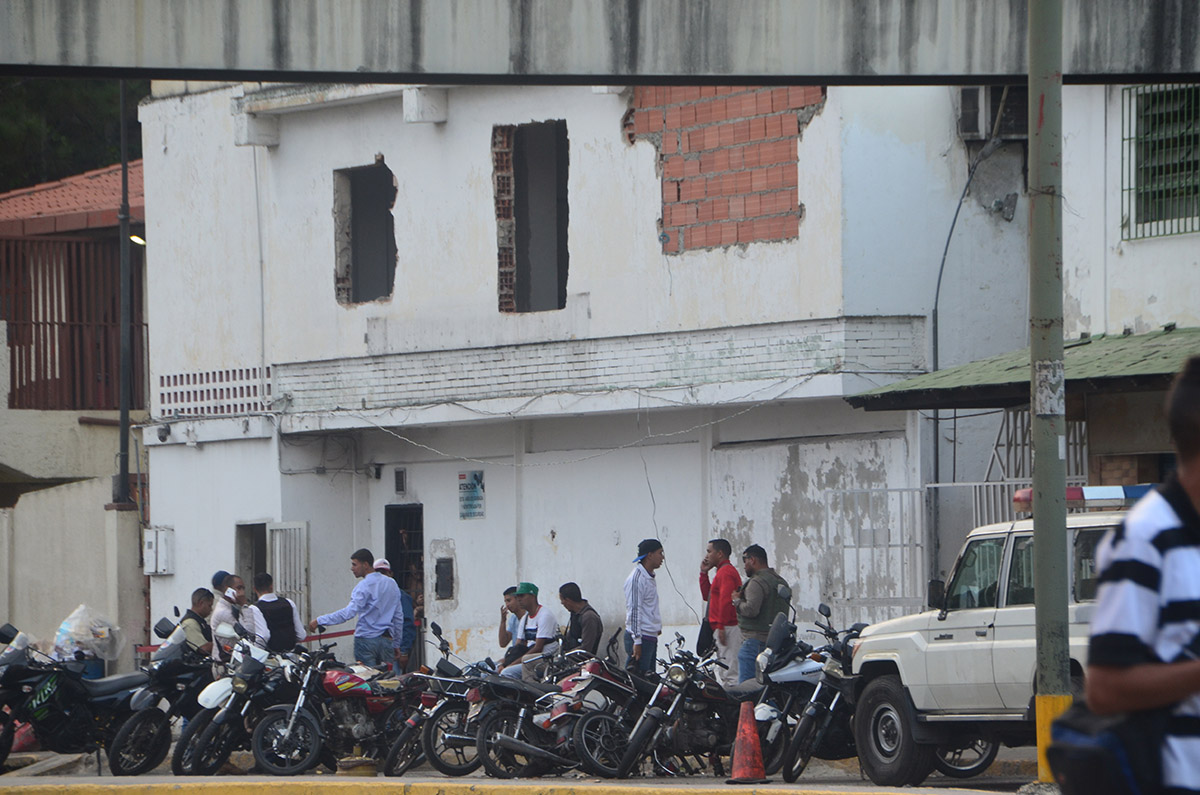 Reo muere dentro de calabozo municipal