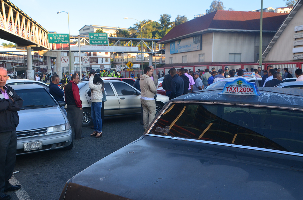 Taxistas protestaron para exigir mayor seguridad