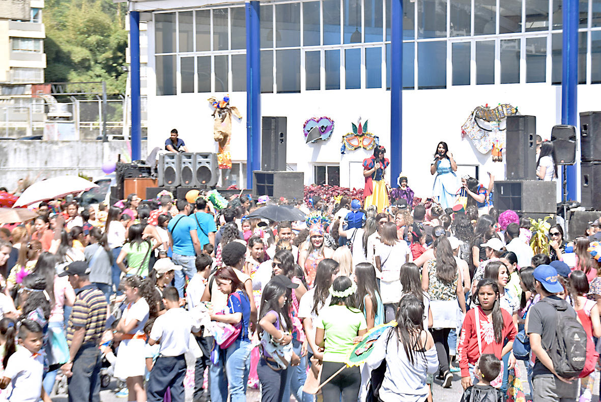 Cierre de celebración de carnavales en Los Salías