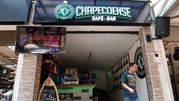 Abre en Colombia un café-bar en homenaje al Chapecoense