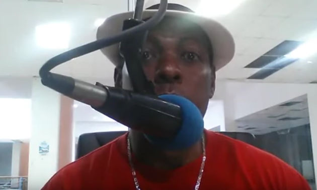 Asesinan a locutor mientras transmitía programa en vivo, en República Dominicana