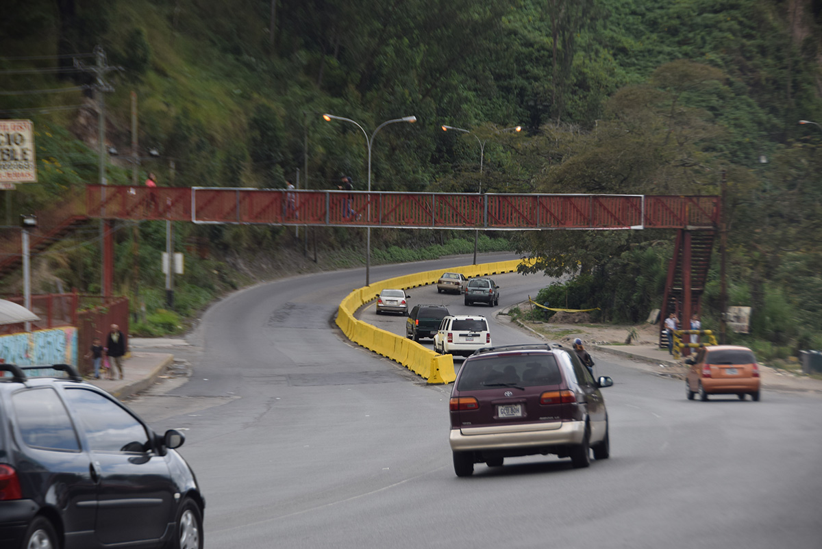 Muere motorizado al estrellarse en la Panamericana