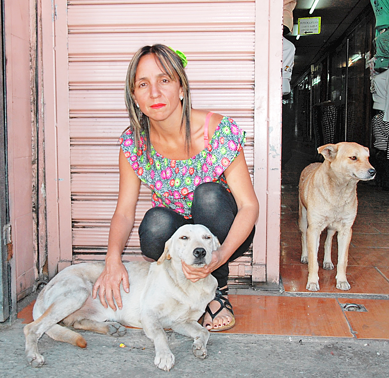 Joselyn Linares, una muestra de solidaridad canina