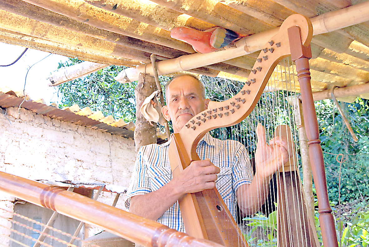 Bernabé Álvarez el médico de los instrumentos musicales