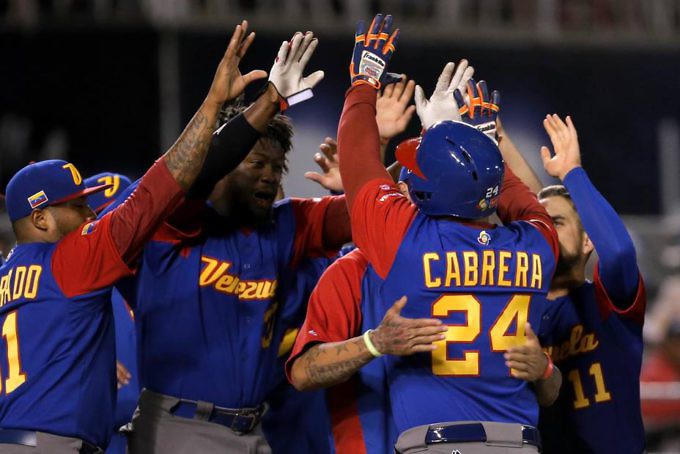 Venezuela venció a Italia y consiguió dramáticamente su pase a la segunda ronda