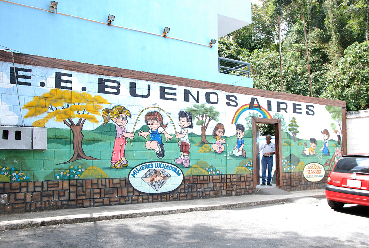 Suspenden clases en UE Buenos Aires