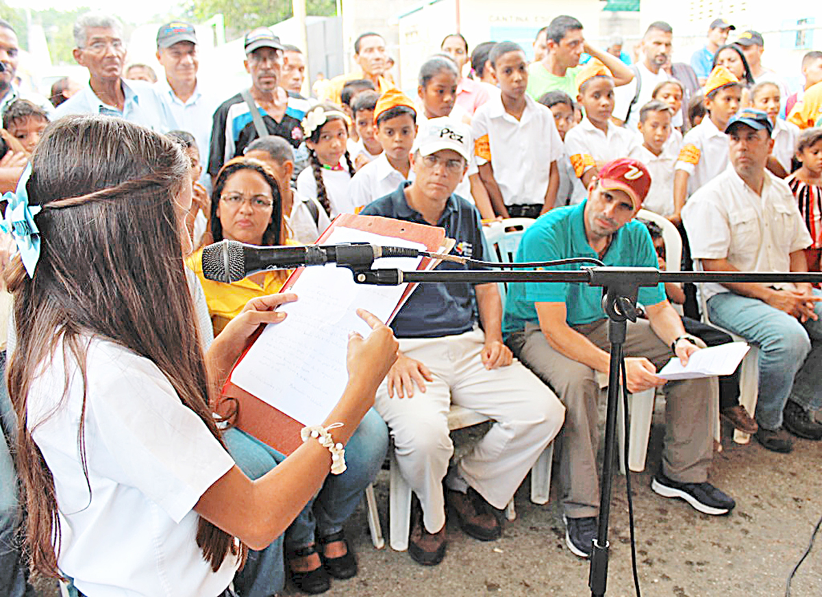 Continúa programa Escuela Solidaria en Miranda