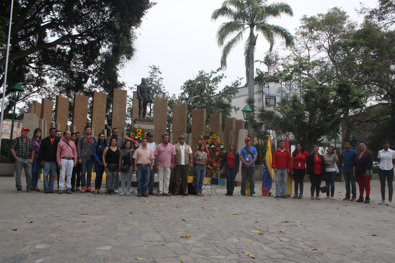 Autoridades conmemoran a Francisco de Miranda