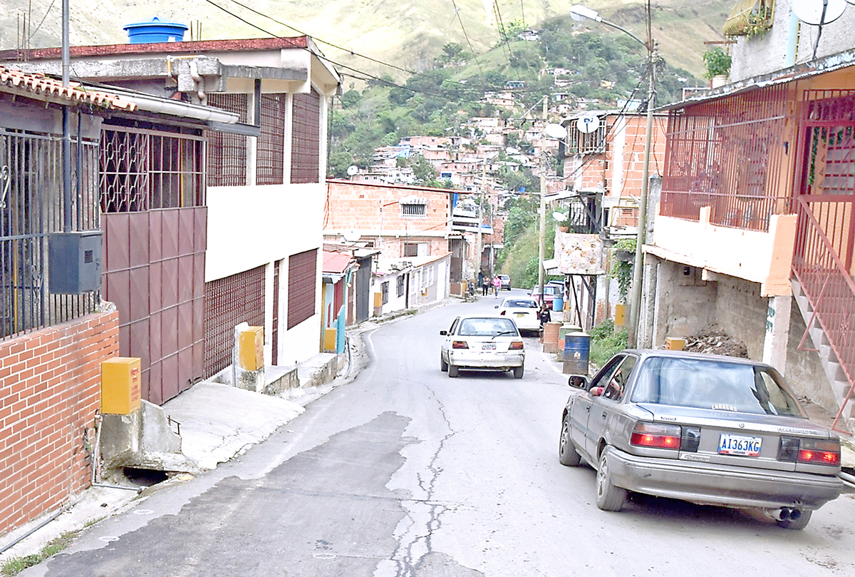 Hieren a hombre durante balacera en El Nacional