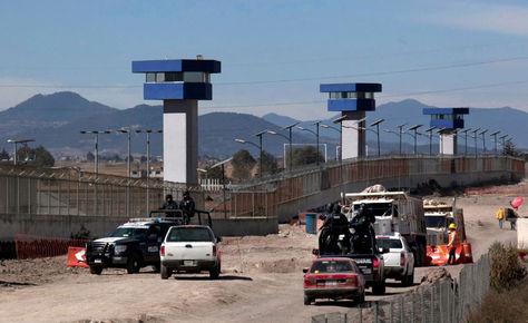 Fugados 29 reos de penal en México