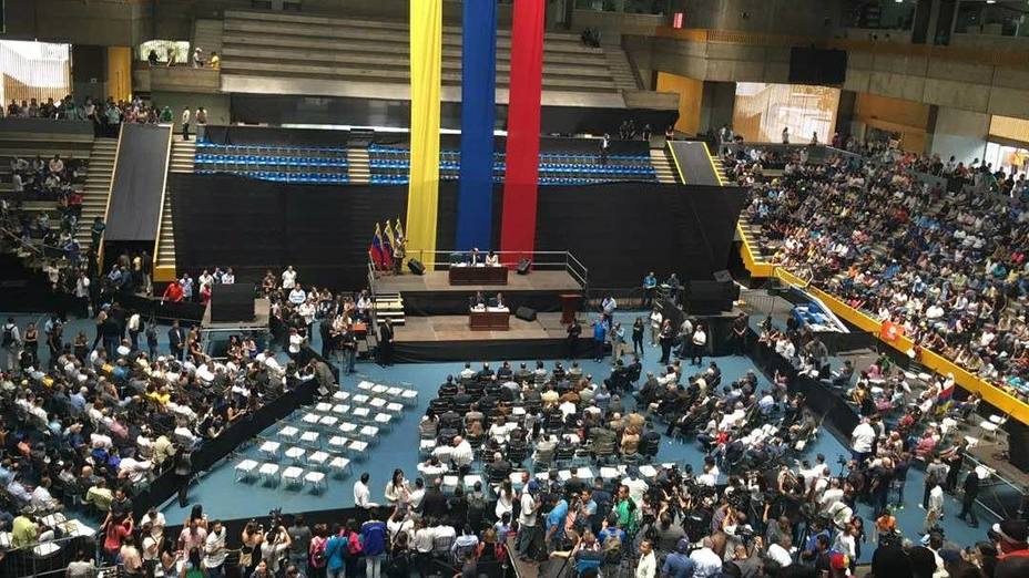 AN aprobó manifiesto para restituir la democracia en Venezuela