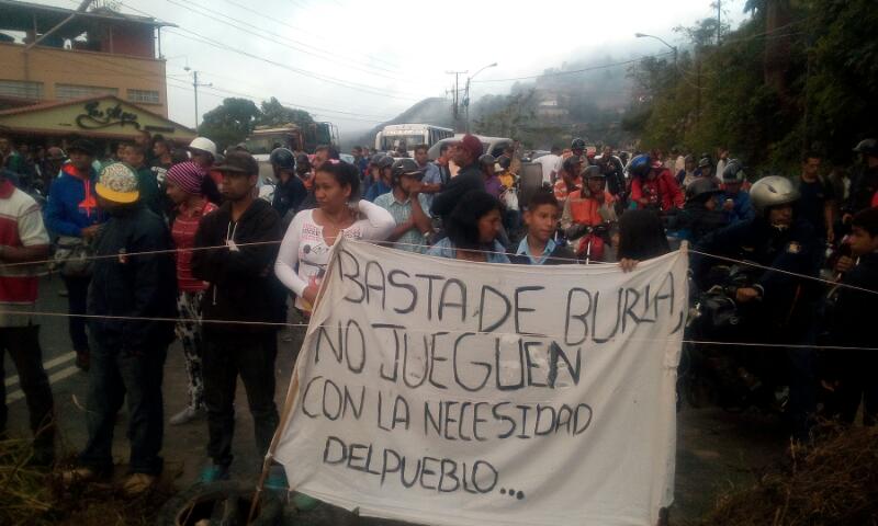 Vecinos de Guaremal protestaron por comida