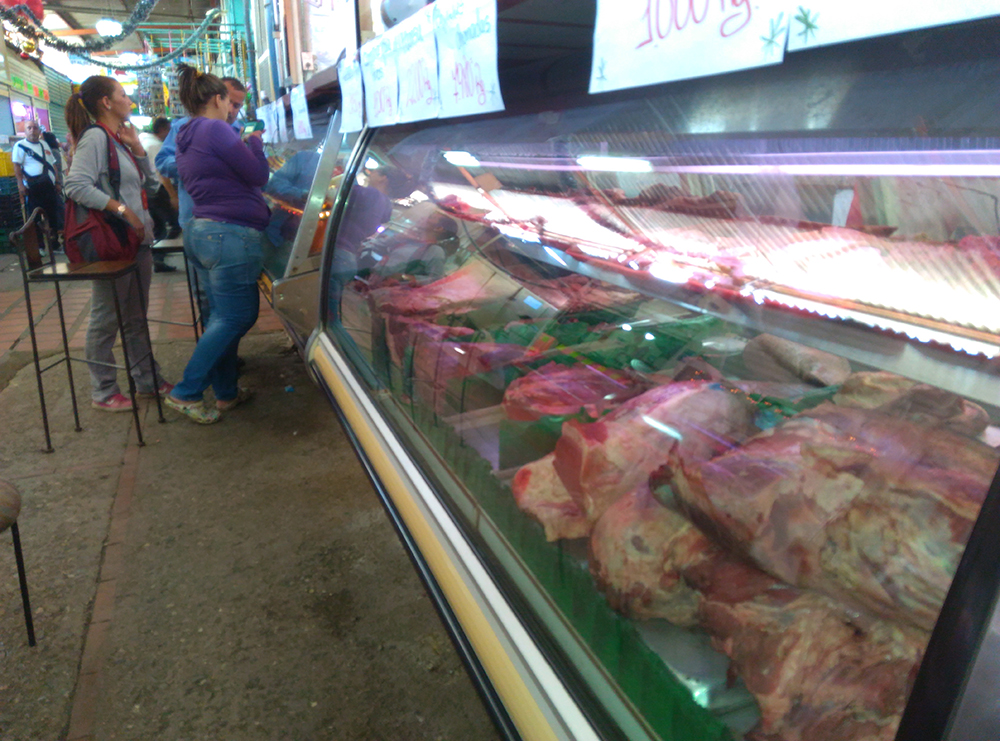 Compradores no incluyen la carne en su alimentación